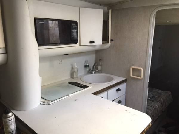 38 sportfish gally