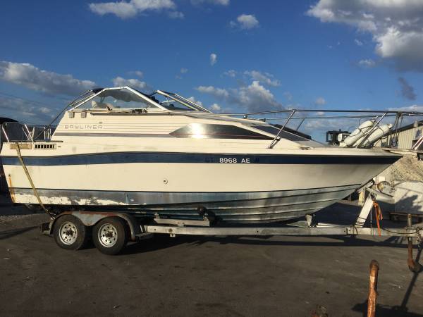 1985 bayliner21 ft cuddy cabin