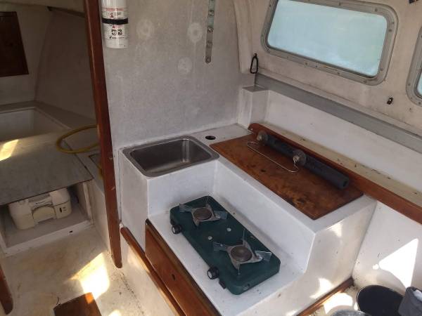 1971 Coronado 23 Sailboat Interior