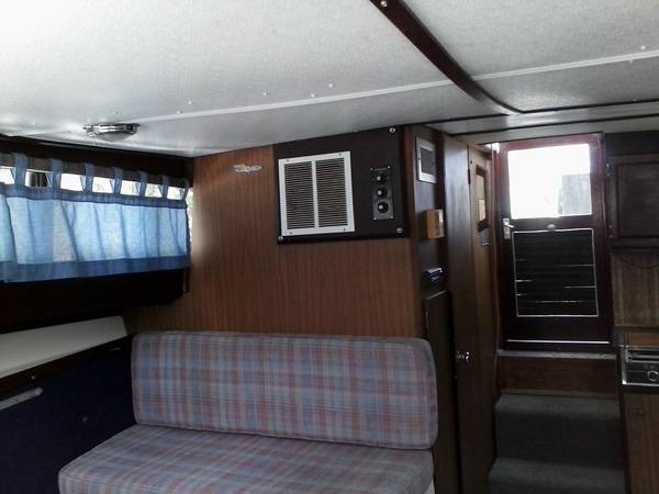 30 Trojan Cabin Cruiser in cabin